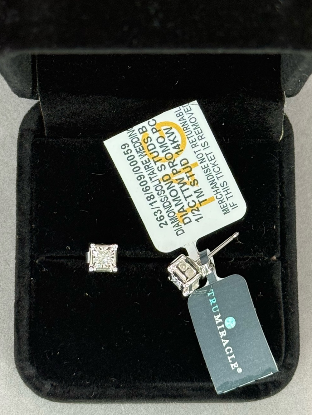 ✨ NWT TruMiracle 1/2cttw Princess Cut Diamond Stud Earrings 14K White Gold ✨